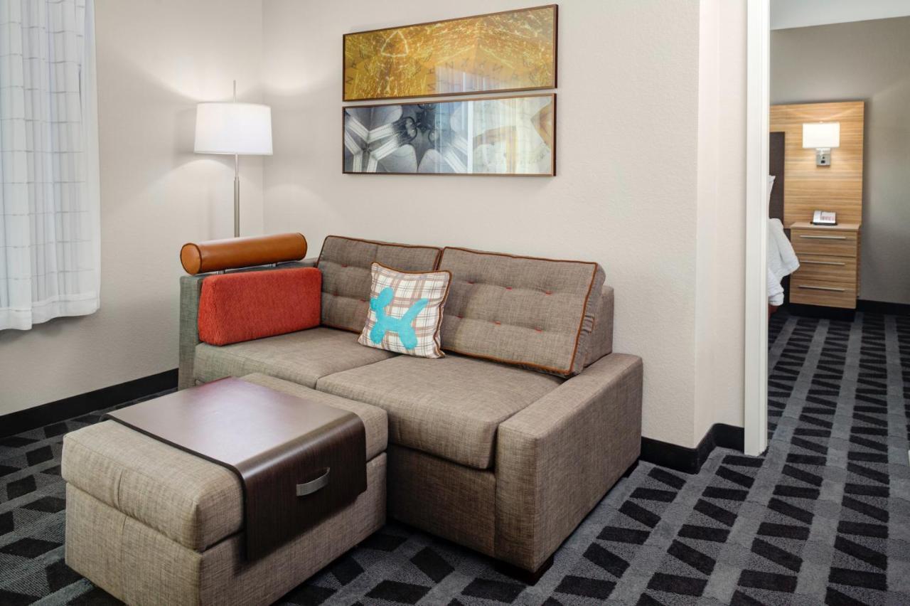 Towneplace Suites By Marriottdetroit Canton Exterior foto